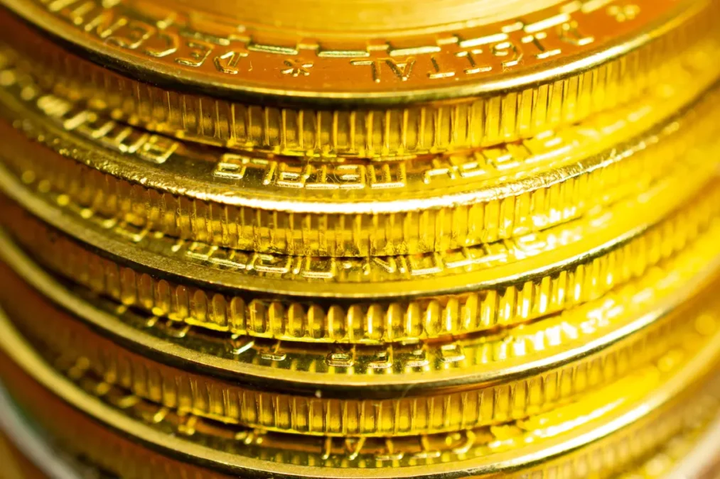 Dubai gold prices inch higher as buyers monitor near record levels times of dubai