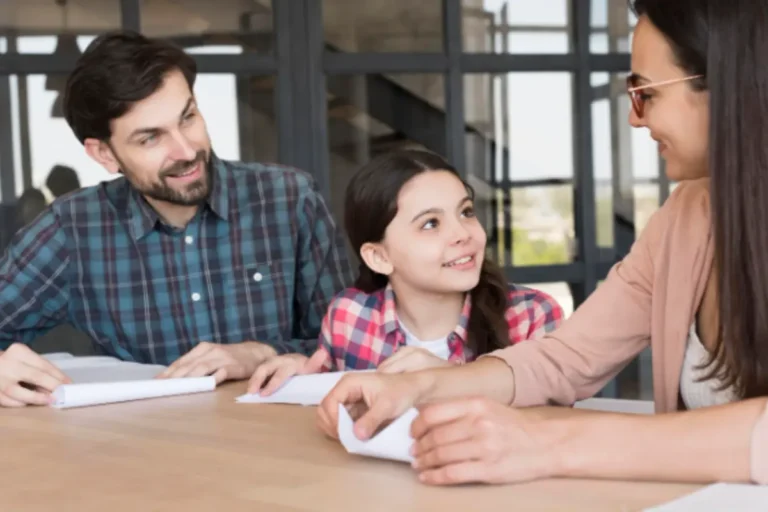 Sponsoring Parents in Dubai: Everything You Need to Know About Salary Requirements and Process