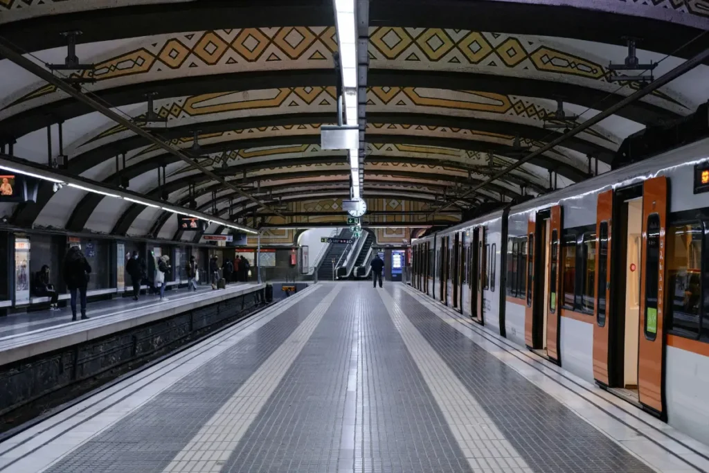 Full Dubai Metro Timings for UAE National Day 2025