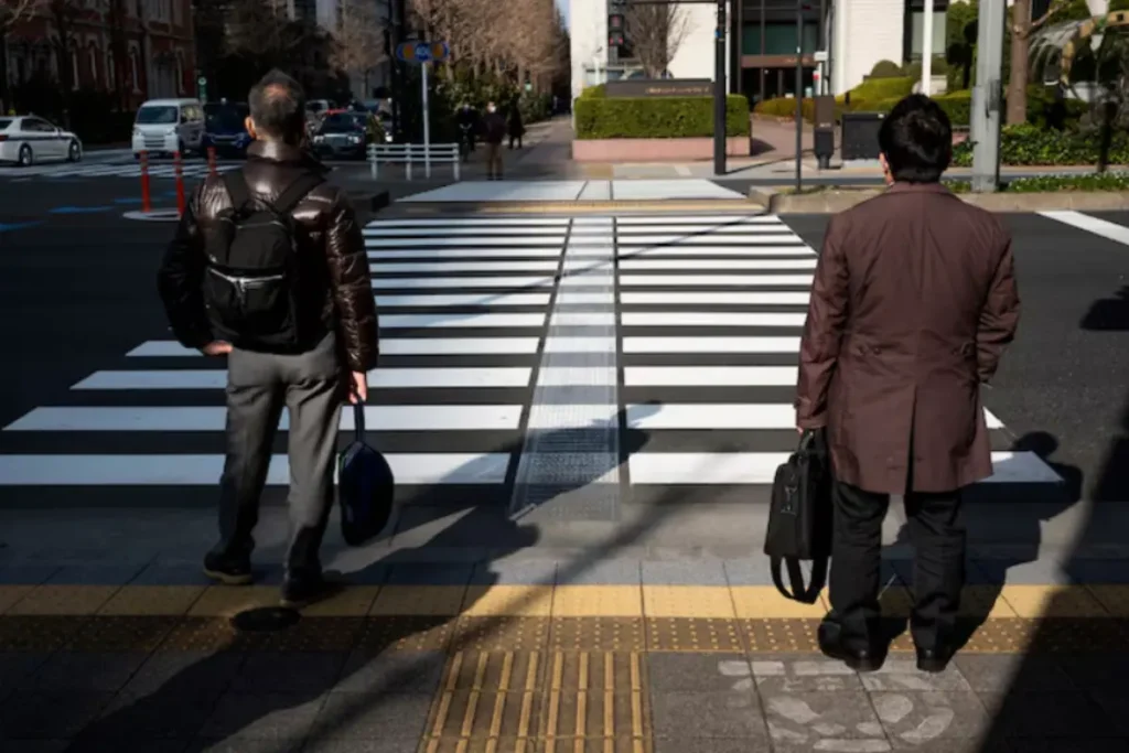 Walking into Tomorrow: Future Loop of Urban Mobility- Dubai Walk Master Plan