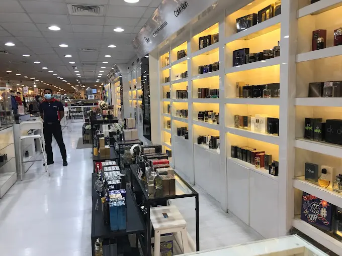 Dikochi Marks Over Three Decades of Growth, Strengthening Its Presence in Dubai’s Dynamic Apparel Market 12 Dikochi Marks Over Three Decades of Growth, Strengthening Its Presence in Dubai’s Dynamic Apparel Market