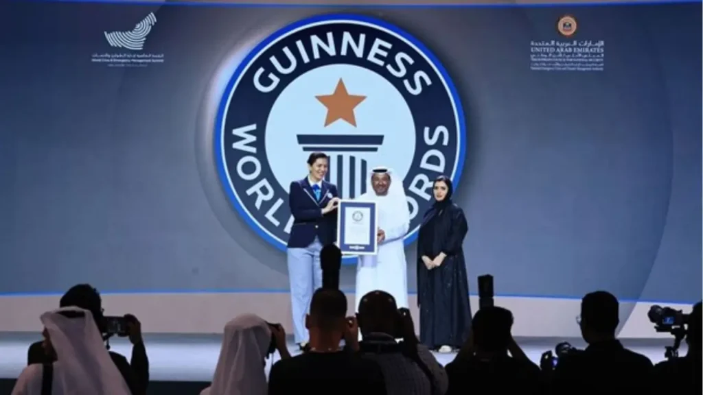 du Achieves Guinness World Record™ For Longest Promoted TikTok Livestream demonstrating The UAE’s Most ‘Unstoppable Network’ 10 du achieves Guinness World Record™ for longest promoted TikTok Livestream— demonstrating the UAE’s most ‘Unstoppable Network’