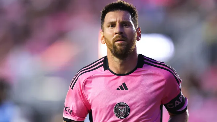 Perform Umrah Anytime: Saudi Arabia's Nusuk App Umrah Permit Opens Year-round Access For GCC Citizens New Era for Saudi Pro League With Messi Talks Underway