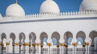 Sheikh zayed grand mosque in abu dhabi times of dubai