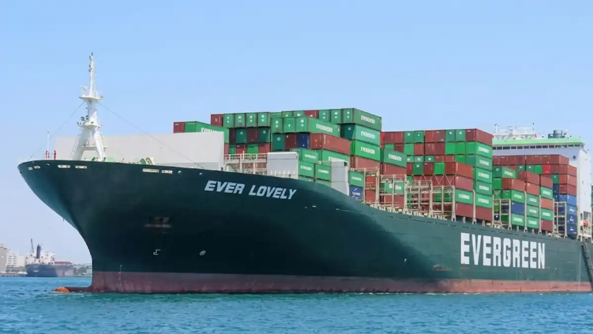 Ever Lovely - Times of Dubai Singapore cargo ever lovely evergreen iran strikes singapore vessel centcom attacks iran times of dubai