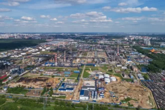 Moscow oil refinery times of dubai