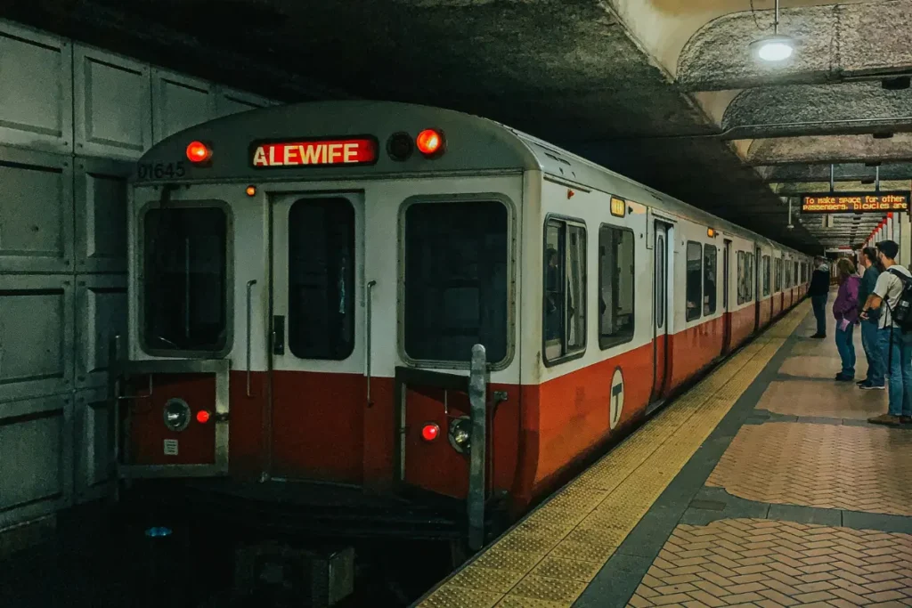 Full Dubai Metro Timings for UAE National Day 2025