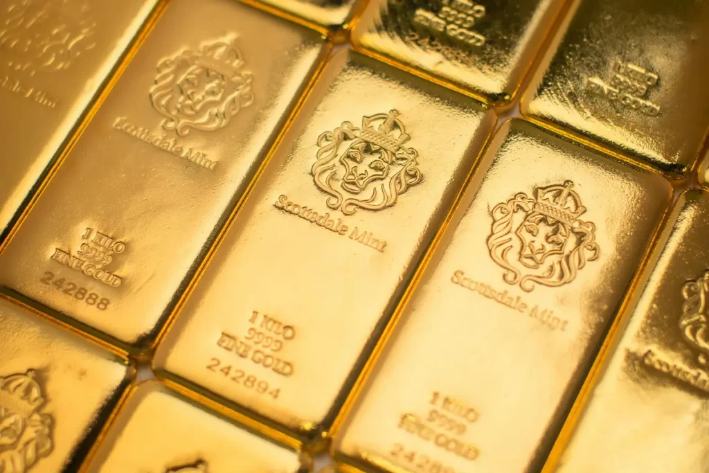 UAE Gold Prices On Christmas: Precious Metal Dips A Little After Record High
