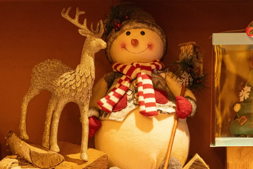 Real Fir Trees Arrive for Christmas in UAE, Filling Dubai with Festive Scents