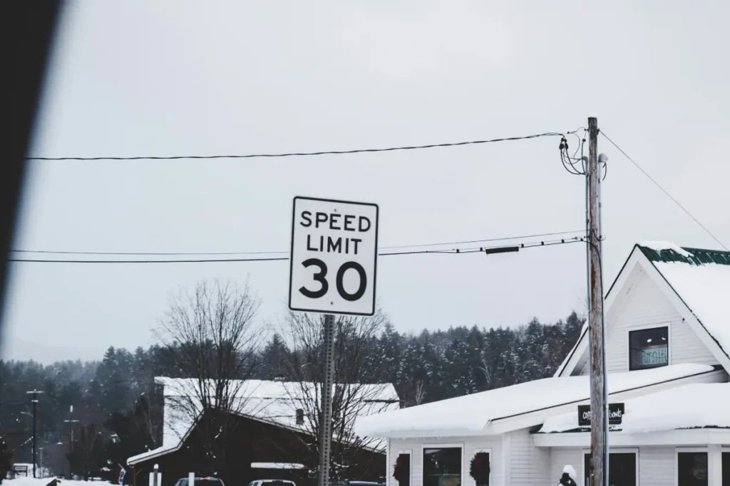 10 Critical UAE New Traffic Rules 2025 Changes Every Resident Must Know