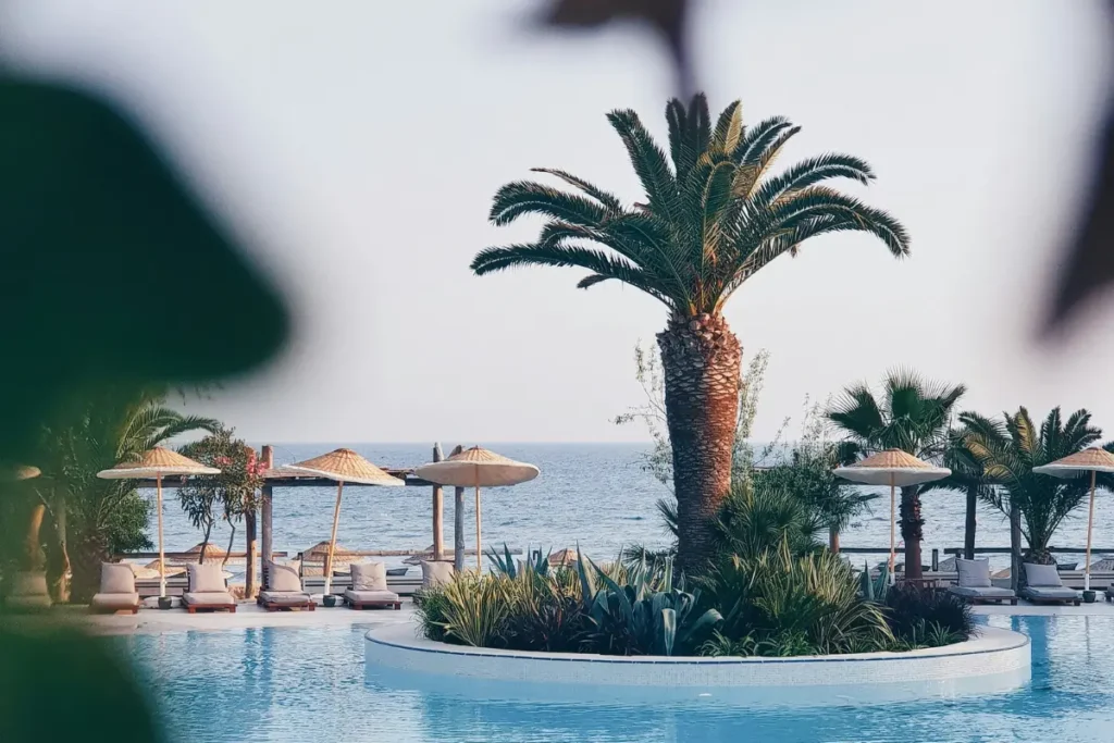 30 Fully Redeemable Pool Passes In Dubai To Put On Your Radar