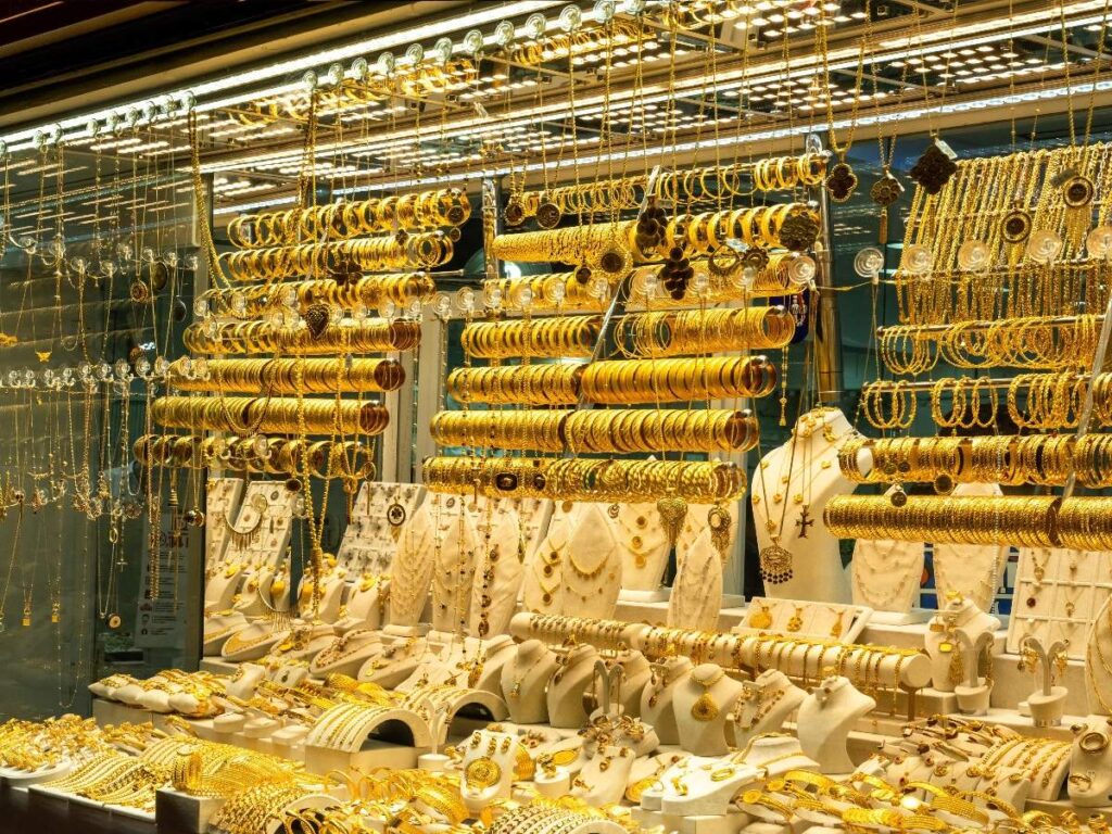 Dubai Gold Market: Why Investors Are Swapping Jewellery for Bars and Coins Amid Price Volatility 2 Dubai Gold Market