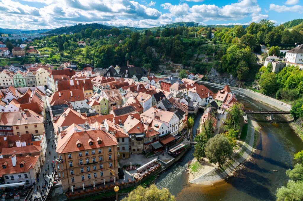 Best Places to Buy a Vacation Home in 2025