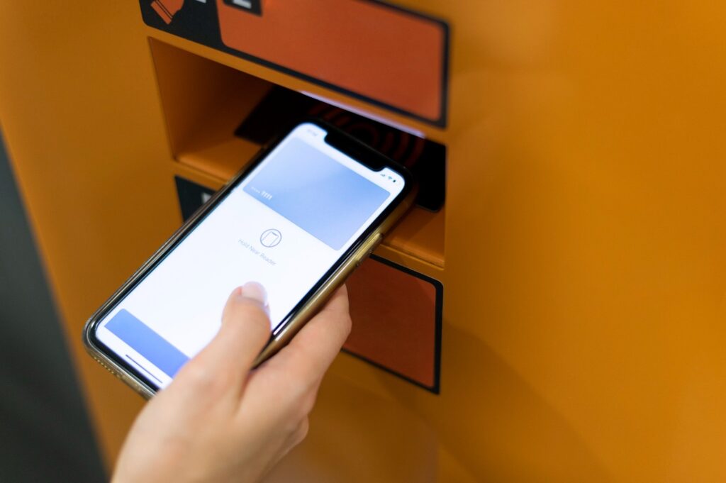 UAE Banks to End SMS OTPs for Online Card Payments From January 6