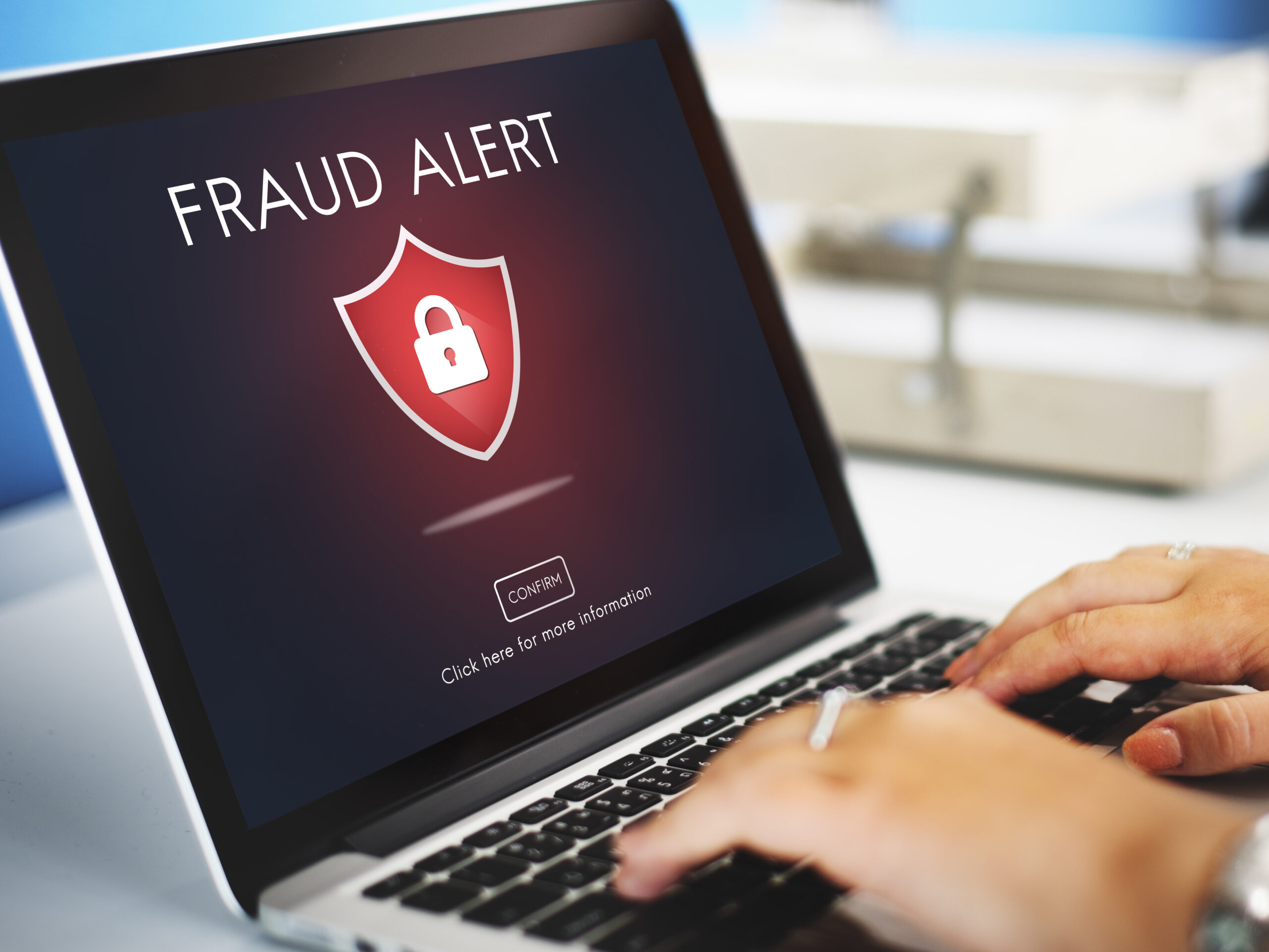 Dubai Police Fake Travel Offers Warning: Residents Urged to Avoid Summer Holiday Scams