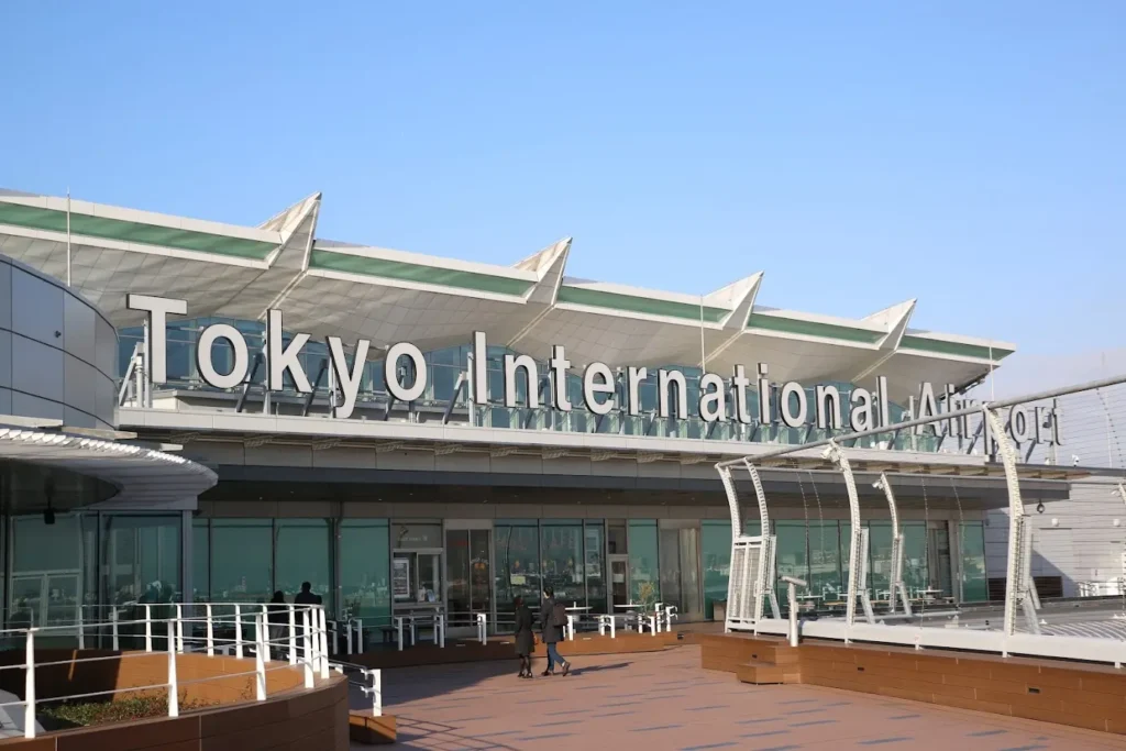 Best Airports in the World: Journeys Beyond Terminals