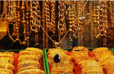 Dubai Gold Demand Slows as Shoppers Skip Heavy Jewellery