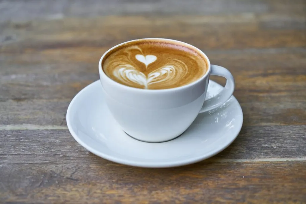 latte-coffee_1122-2728 - Times of Dubai Saudi arabia coffee consumption hits 36 million cups daily times of dubai