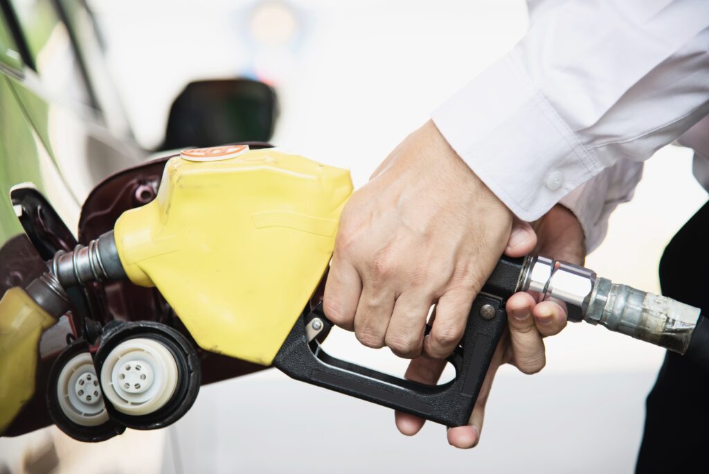 UAE Fuel Rates: Will Petrol Rates Fall In January 2026?