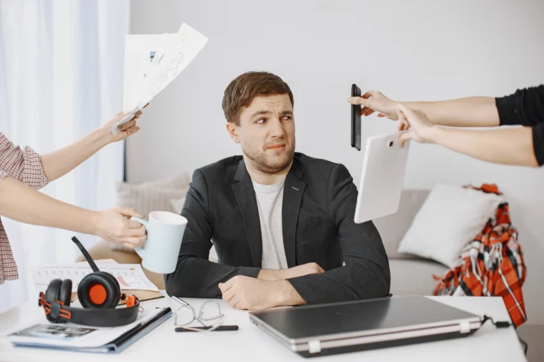 Most Distrusted Profession in UAE Revealed: Influencers Top 2025 Survey Rankings