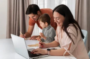 UAE Flexible Work Hours for Parents: Relief for Families