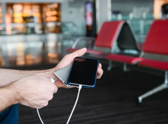 New Implementation of the Emirates Power Bank Ban Across all Flights