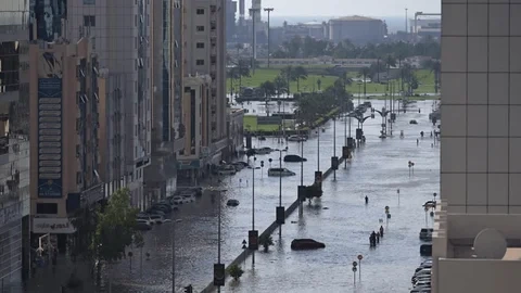 UAE Weather Forecasts On July 23: Dust Storms And Rain Offer Escape From Heat