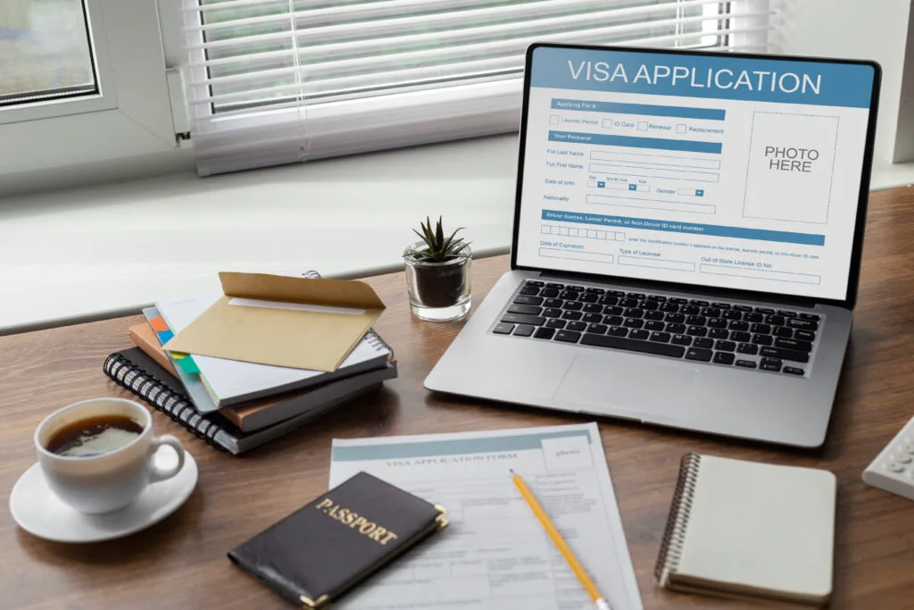 visa-application-form-laptop (1) - Times of Dubai Us visa for uae residents faces new interview delays times of dubai